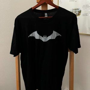 DC Comics BAT SYMBOL BLACK TEE (Heroes & Villains)